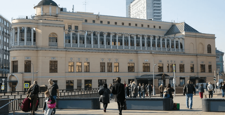 В историческом здании на Арбате обустроят апартаменты (Москва)